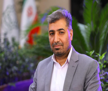 حمل‌ونقل عمومی، راه نجات کلانشهرها از معضلات ترافیک و آلودگی هواست   